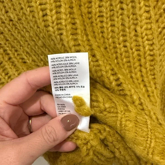 Pilcro Zamora wool blend cowl neck sweater, medium - Picture 7 of 8